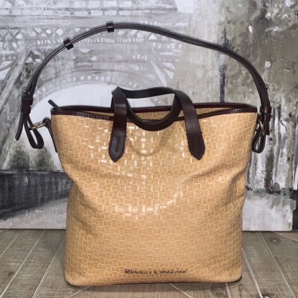 💛🤎Dooney And Bourke Lilliana Wovwn Embossed Leather Tote 👜